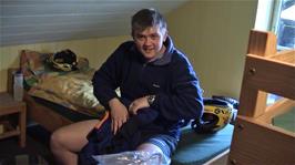 Gavin disagrees with the reasons everyone is giving for why he is last out of Street Youth Hostel